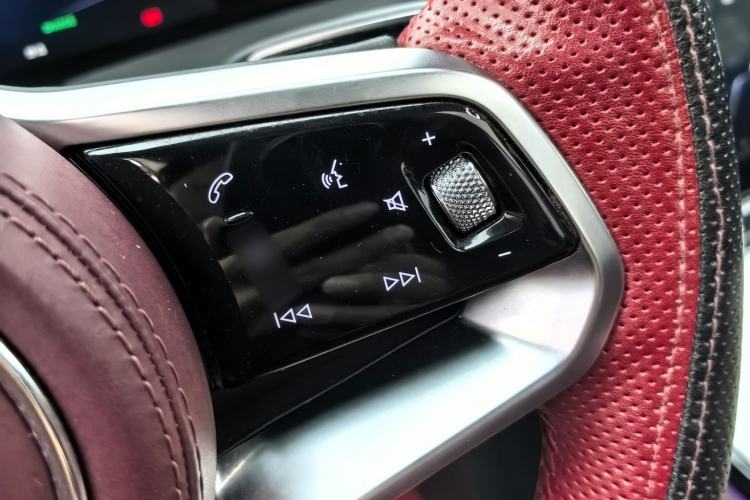 Used Hongqi E-HS9 2022 690 km Range Flagship Edition Six Seats Interior 7