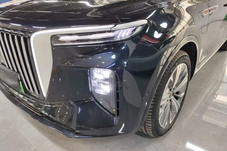 Used Hongqi E-HS9 2022 690 km Range Flagship Edition Six Seats Left Front Headlight