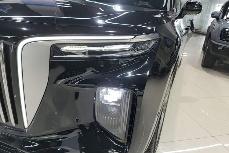 Used Hongqi E-HS9 2022 660 km Range Flagway Edition Six Seats Left Front Headlight