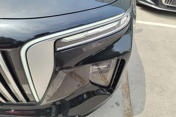 Used Hongqi E-HS9 2022 660 km Range Flagway Edition Six Seats Left Front Headlight