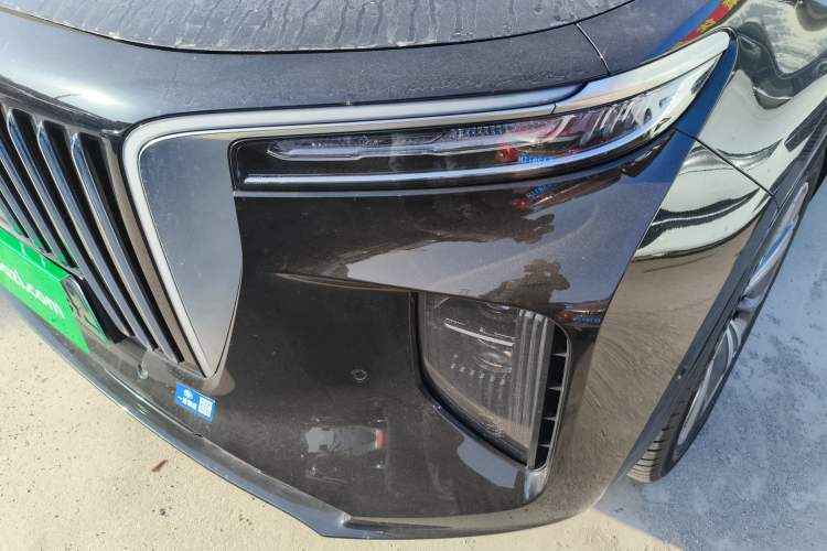 Used Hongqi E-HS9 2022 690 km Range Flagship Edition Six Seats Left Front Headlight