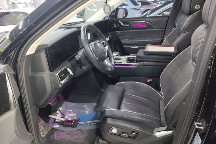 Used Hongqi E-HS9 2022 690 km Range Flagship Edition Six Seats Left Front Seat