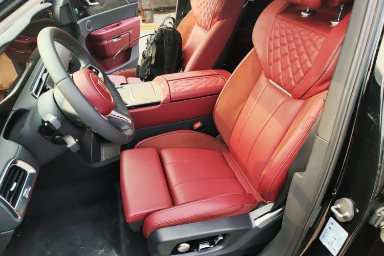 Used Hongqi E-HS9 2022 690 km Range Flagship Edition Six Seats Left Front Seat