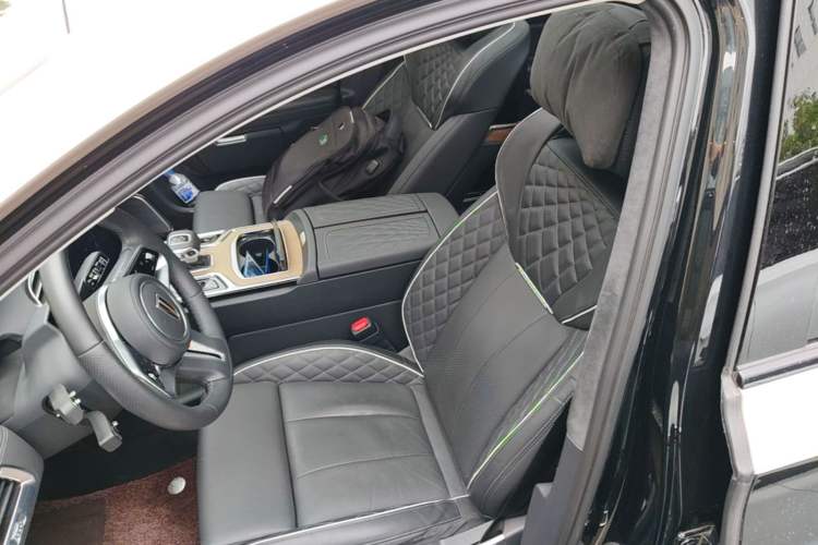 Used Hongqi E-HS9 2022 660 km Range Flagship Edition Four Seats Left Front Seat