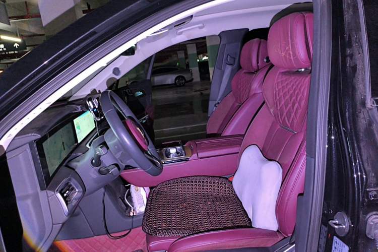 Used Hongqi E-HS9 2022 690 km Range Flagship Edition Six Seats Left Front Seat