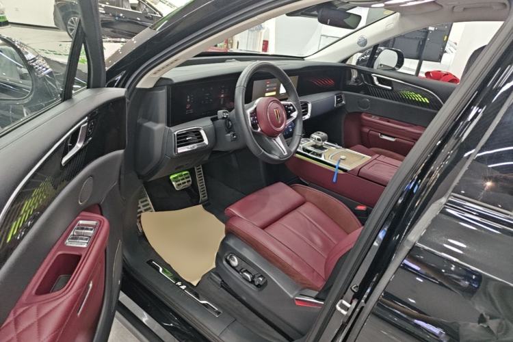 Used Hongqi E-HS9 2022 690 km Range Flagship Edition Six Seats Left Front Seat