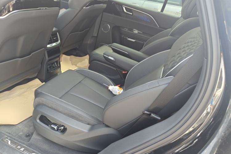 Used Hongqi E-HS9 2022 660 km Range Flagway Edition Six Seats Left Rear Seat