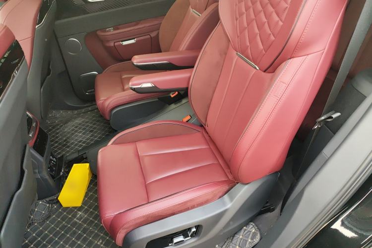 Used Hongqi E-HS9 2022 690 km Range Flagship Edition Six Seats Left Rear Seat