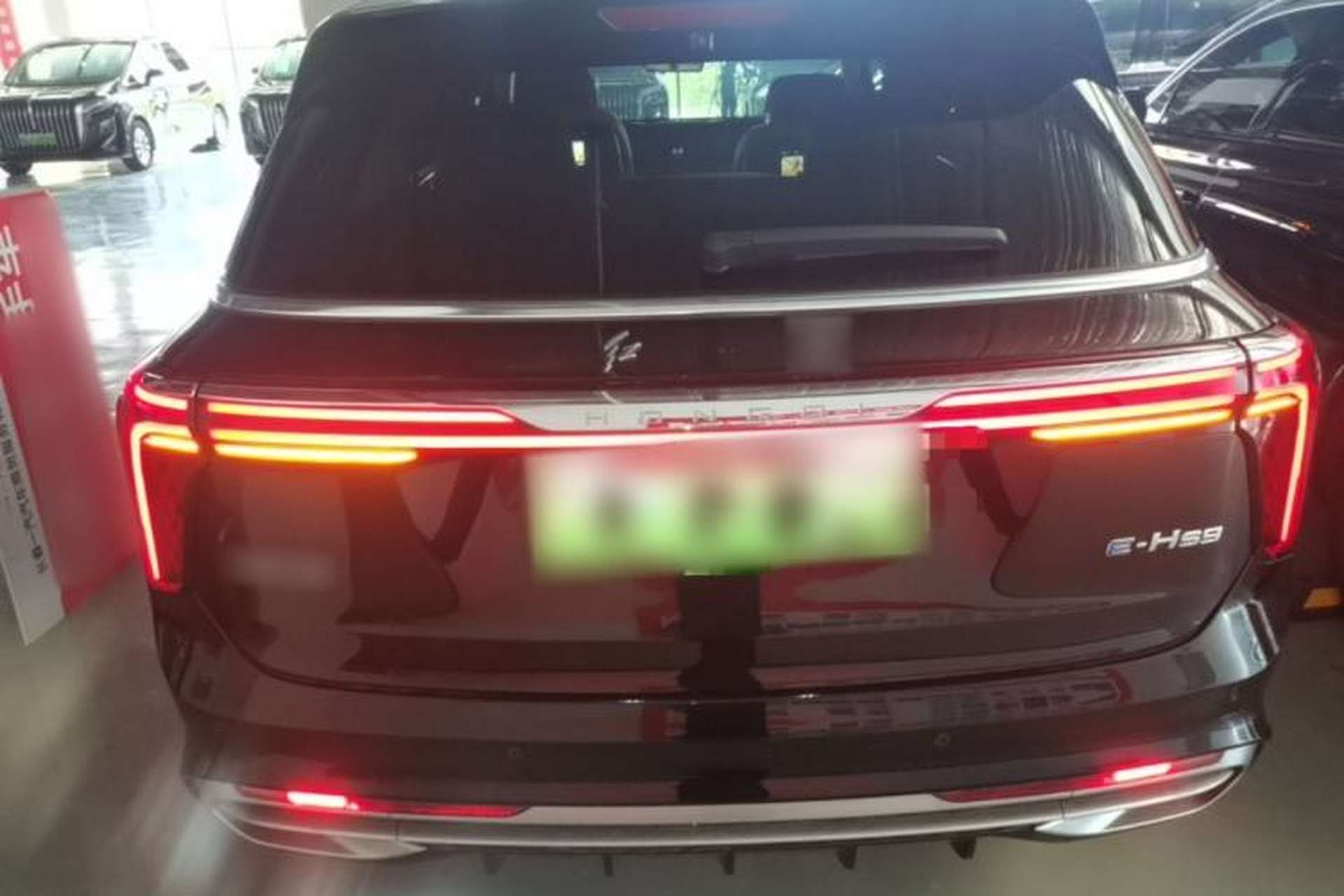 Used Hongqi E-HS9 2022 660 km Range Flagship Edition Four Seats Rear