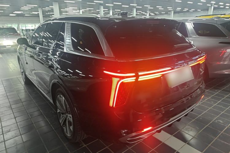 Used Hongqi E-HS9 2022 660 km Range Flagway Edition Six Seats Rear Left 45 Deg