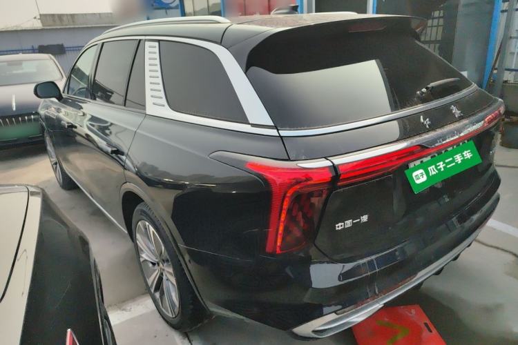 Used Hongqi E-HS9 2022 690 km Range Flagship Edition Six Seats Rear Left 45 Deg