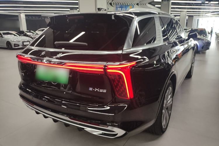 Used Hongqi E-HS9 2022 660 km Range Flagway Edition Six Seats Rear Right 45 Deg
