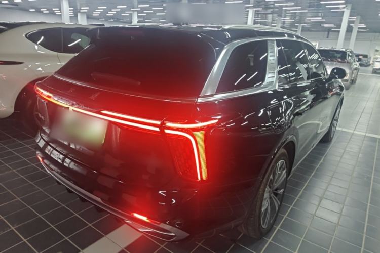 Used Hongqi E-HS9 2022 660 km Range Flagway Edition Six Seats Rear Right 45 Deg