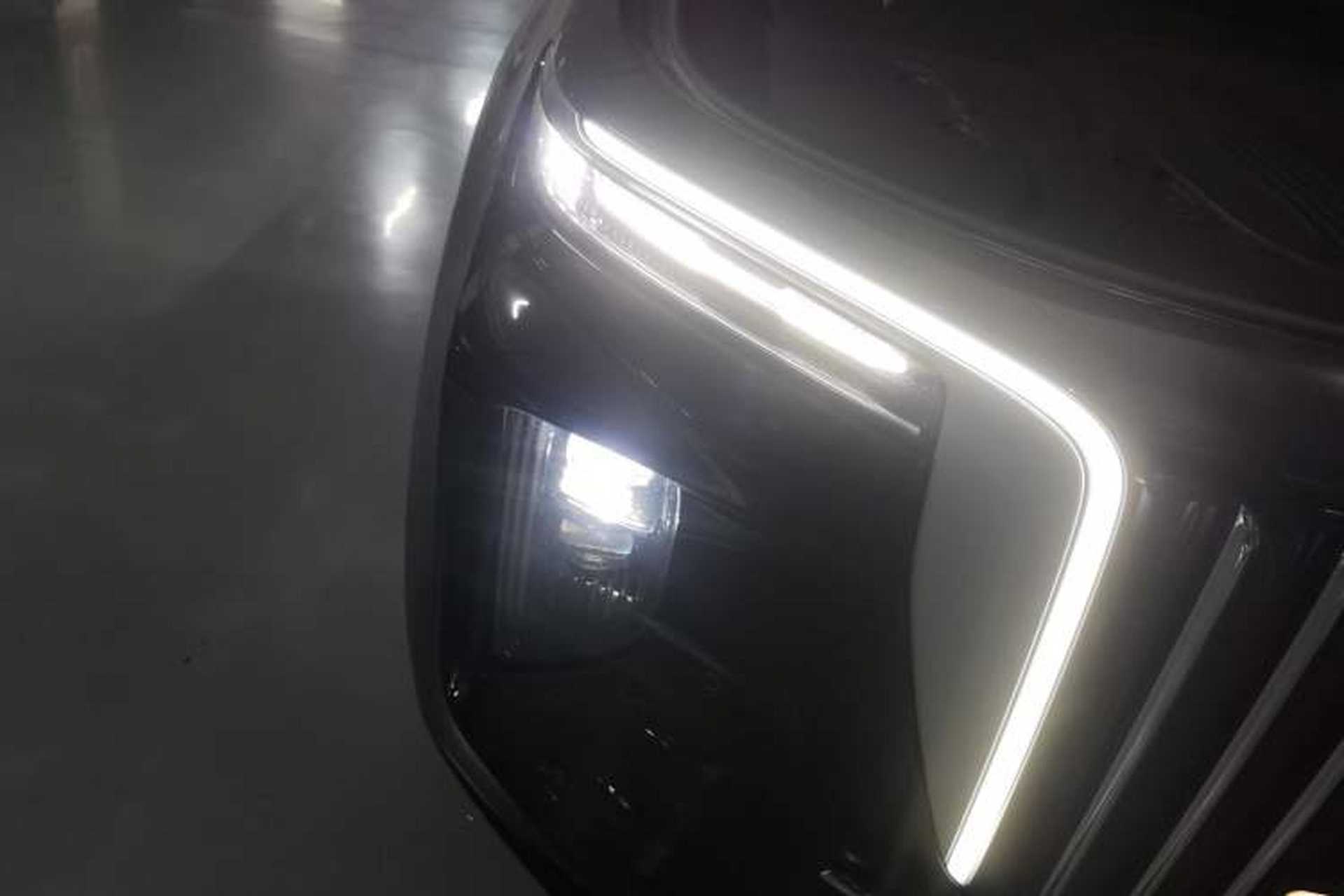 Used Hongqi E-HS9 2022 690 km Range Flagship Edition Six Seats Right Front Headlight