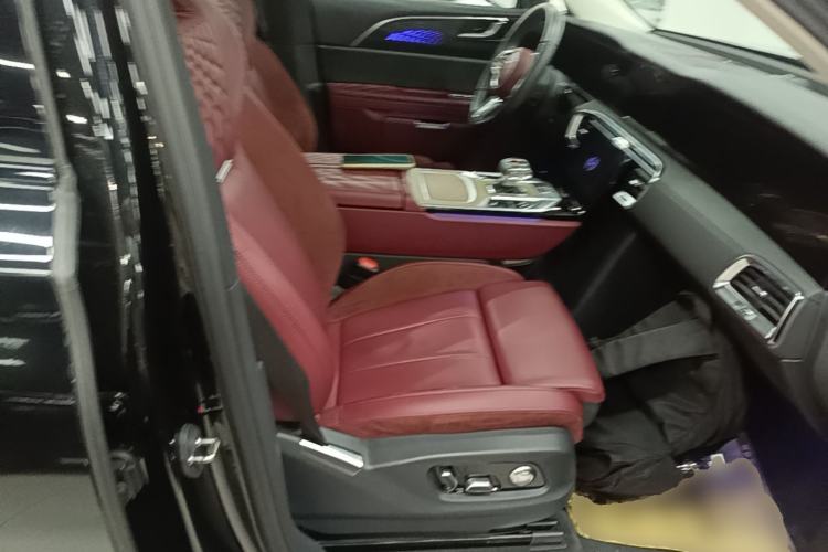 Used Hongqi E-HS9 2022 690 km Range Flagship Edition Six Seats Right Front Seat