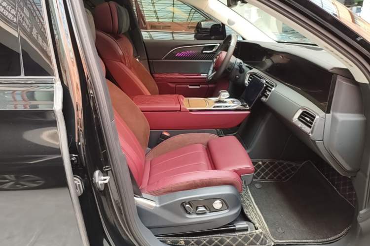 Used Hongqi E-HS9 2022 690 km Range Flagship Edition Six Seats Right Front Seat