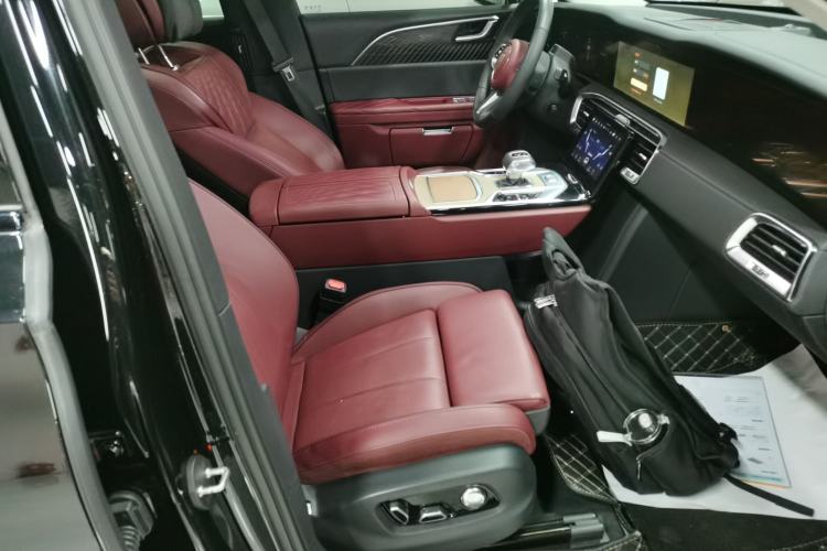Used Hongqi E-HS9 2022 660 km Range Flagway Edition Six Seats Right Front Seat