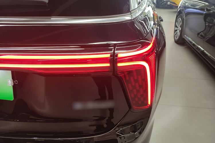 Used Hongqi E-HS9 2022 660 km Range Flagway Edition Six Seats Right Rear Taillight