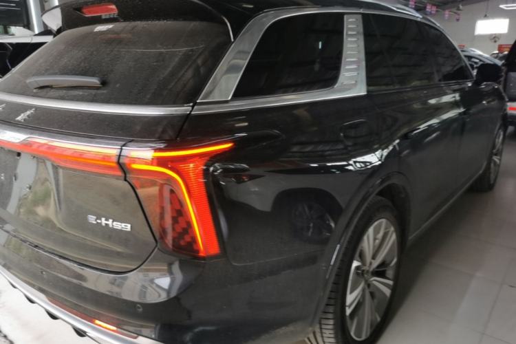 Used Hongqi E-HS9 2022 690 km Range Flagship Edition Six Seats Right Rear Taillight
