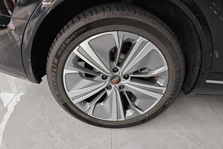 Used Hongqi E-HS9 2022 690 km Range Flagship Edition Six Seats Right Rear Wheel Hub