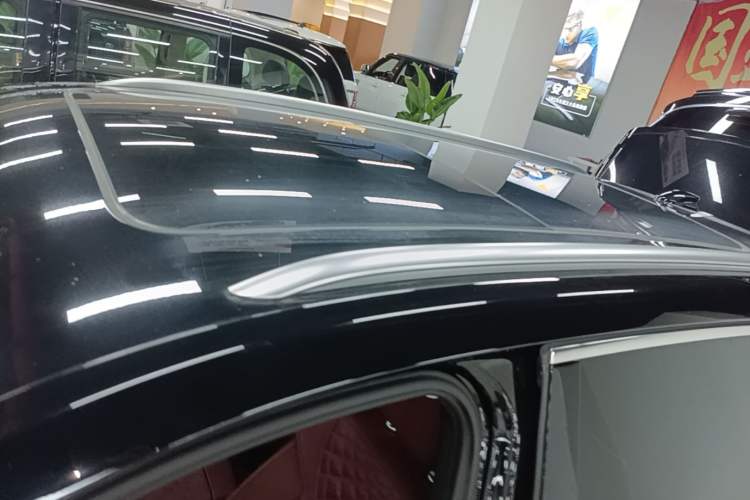 Used Hongqi E-HS9 2022 690 km Range Flagship Edition Six Seats Roof