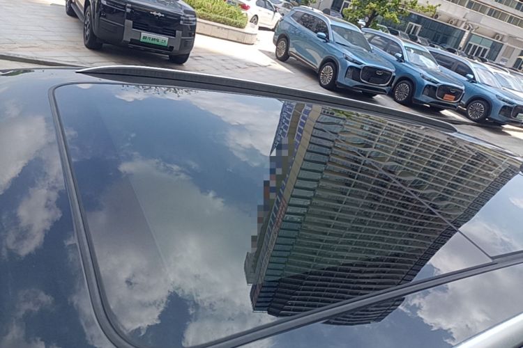 Used Hongqi E-HS9 2022 690 km Range Flagship Edition Six Seats Roof