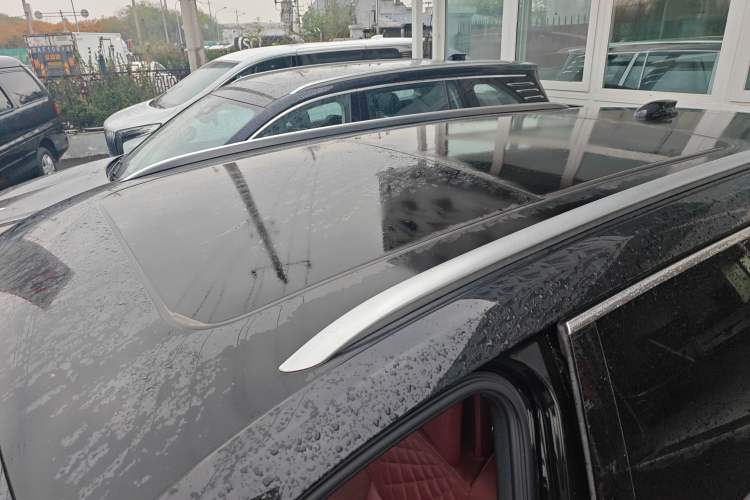 Used Hongqi E-HS9 2022 690 km Range Flagship Edition Six Seats Roof