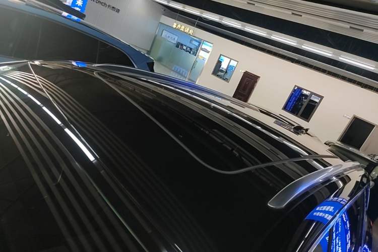 Used Hongqi E-HS9 2022 660 km Range Flagway Edition Six Seats Roof
