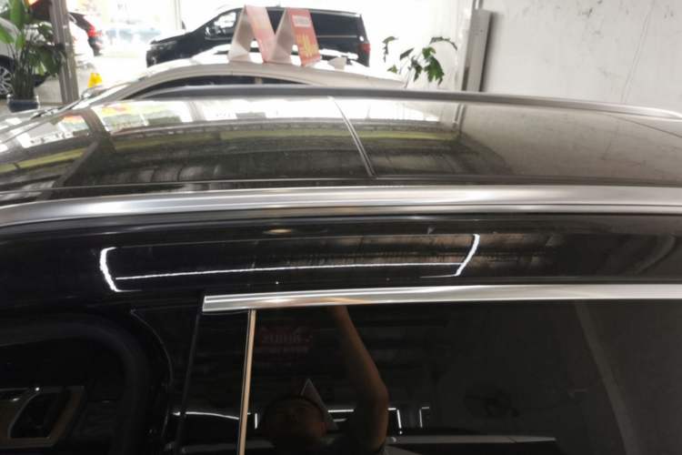 Used Hongqi E-HS9 2022 690 km Range Flagship Edition Six Seats Roof