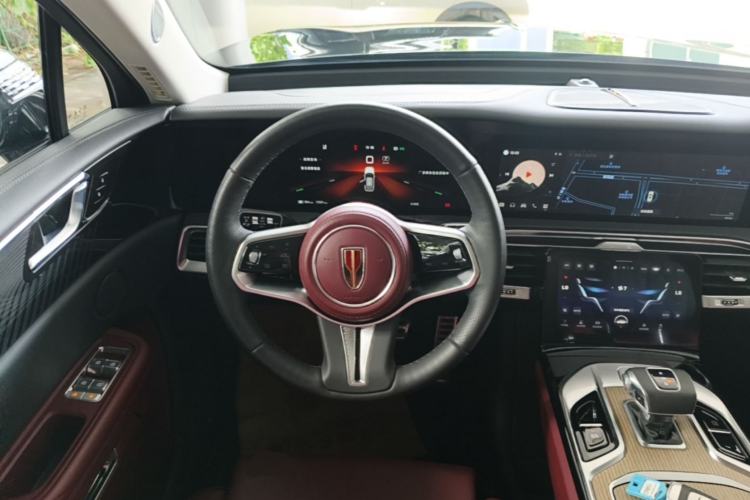 Used Hongqi E-HS9 2022 690 km Range Flagship Edition Six Seats Steering Wheel