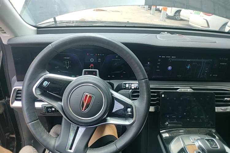 Used Hongqi E-HS9 2022 660 km Range Flagway Edition Six Seats Steering Wheel