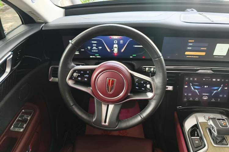 Used Hongqi E-HS9 2022 690 km Range Flagship Edition Six Seats Steering Wheel