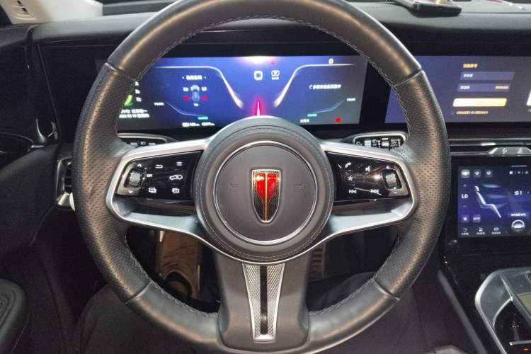 Used Hongqi E-HS9 2022 690 km Range Flagship Edition Six Seats Steering Wheel