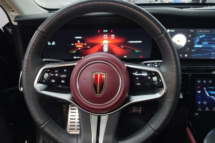 Used Hongqi E-HS9 2022 690 km Range Flagship Edition Six Seats Steering Wheel
