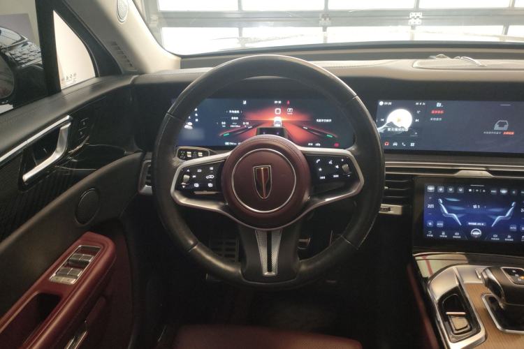 Used Hongqi E-HS9 2022 660 km Range Flagway Edition Six Seats Steering Wheel