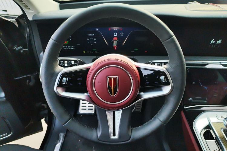 Used Hongqi E-HS9 2022 690 km Range Flagship Edition Six Seats Steering Wheel