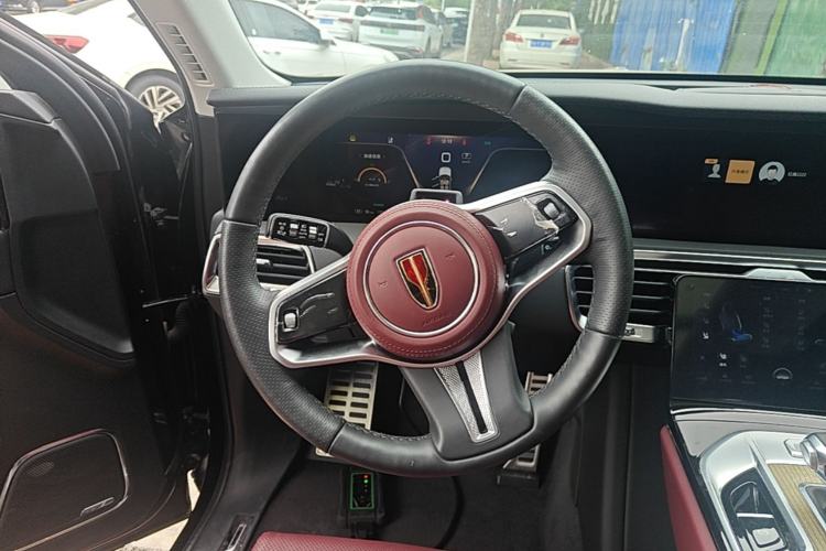 Used Hongqi E-HS9 2022 660 km Range Flagway Edition Six Seats Steering Wheel