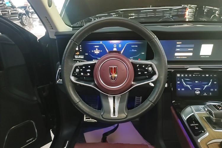 Used Hongqi E-HS9 2022 660 km Range Flagway Edition Six Seats Steering Wheel