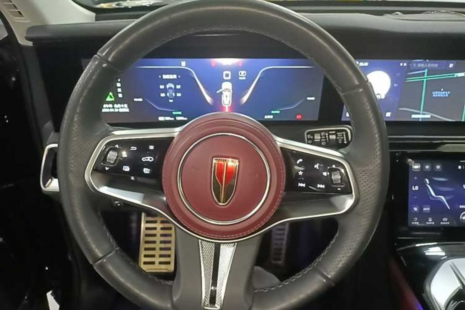 Used Hongqi E-HS9 2022 690 km Range Flagship Edition Six Seats Steering Wheel
