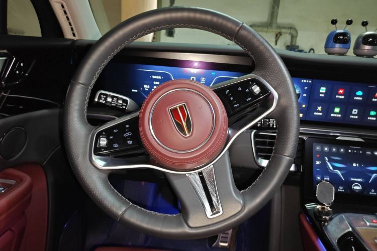 Used Hongqi E-HS9 2022 660 km Range Flagway Edition Six Seats Steering Wheel