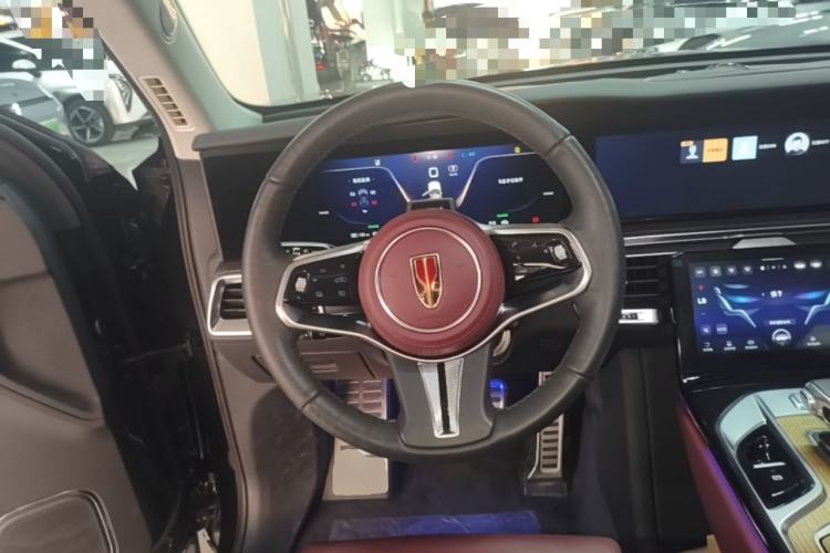 Used Hongqi E-HS9 2022 660 km Range Flagway Edition Six Seats Steering Wheel