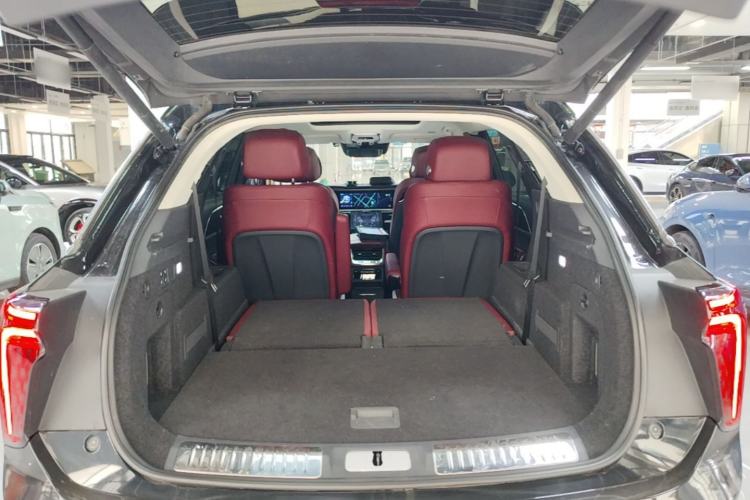 Used Hongqi E-HS9 2022 690 km Range Flagship Edition Six Seats Trunk