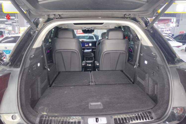 Used Hongqi E-HS9 2022 690 km Range Flagship Edition Six Seats Trunk
