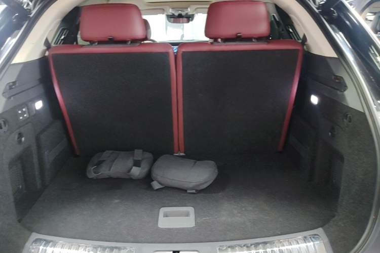 Used Hongqi E-HS9 2022 690 km Range Flagship Edition Six Seats Trunk