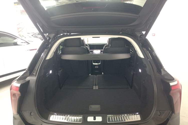 Used Hongqi E-HS9 2022 660 km Range Flagway Edition Six Seats Trunk