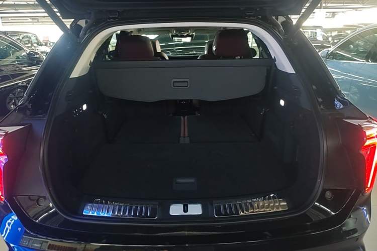 Used Hongqi E-HS9 2022 660 km Range Flagway Edition Six Seats Trunk