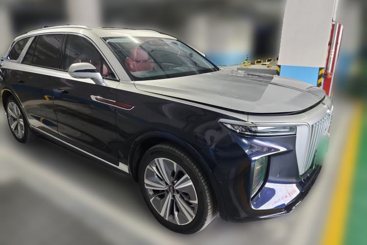 Used Hongqi E-HS9 2022 690 km Range Flagship Edition Six Seats Front Right 45 Deg