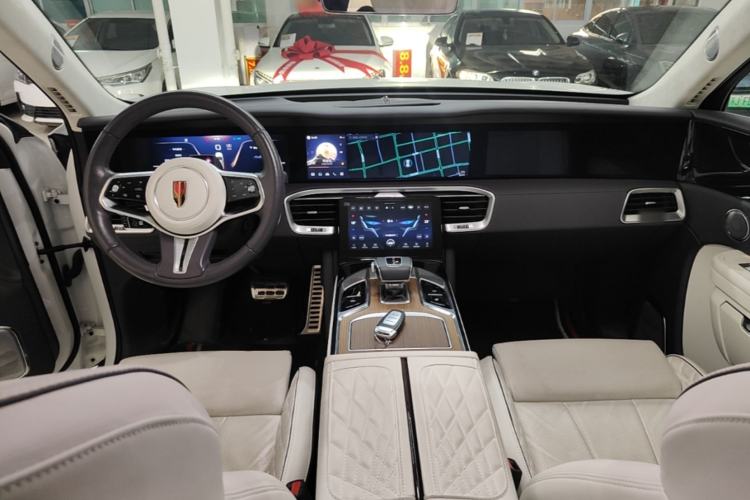 Used Hongqi E-HS9 2022 660 km Range Flagship Edition Four Seats Center Console
