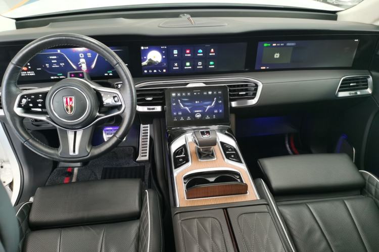 Used Hongqi E-HS9 2022 660 km Range Flagship Edition Four Seats Center Console