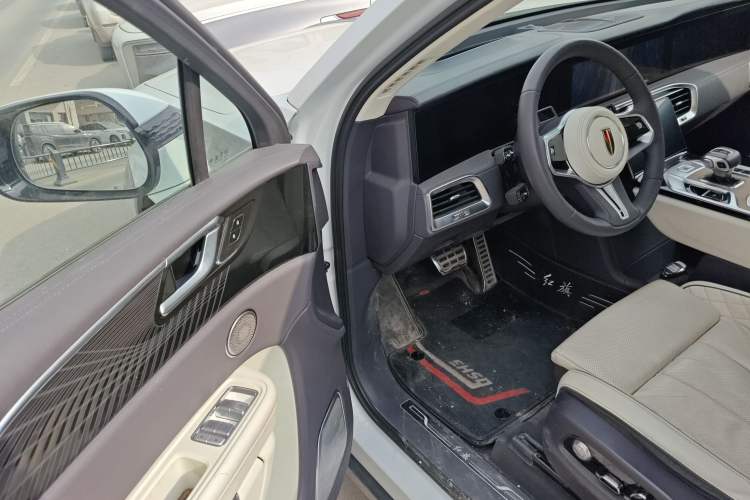 Used Hongqi E-HS9 2022 660 km Range Flagship Edition Four Seats Driver Seat